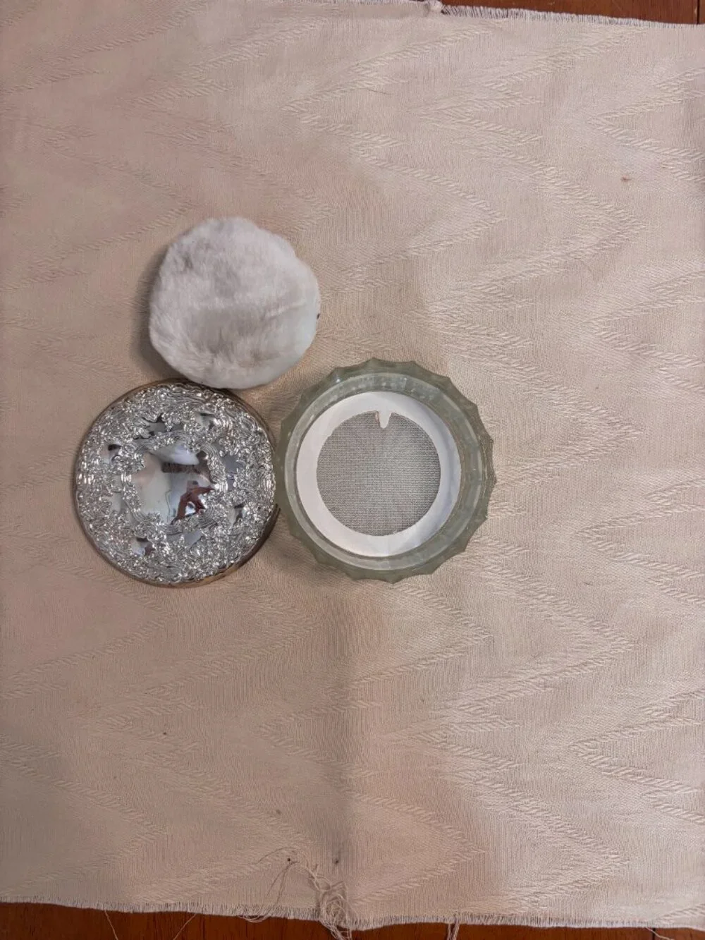 VTG International Silver Co Silver-Plated Powder Jar Mirror Set NIB
